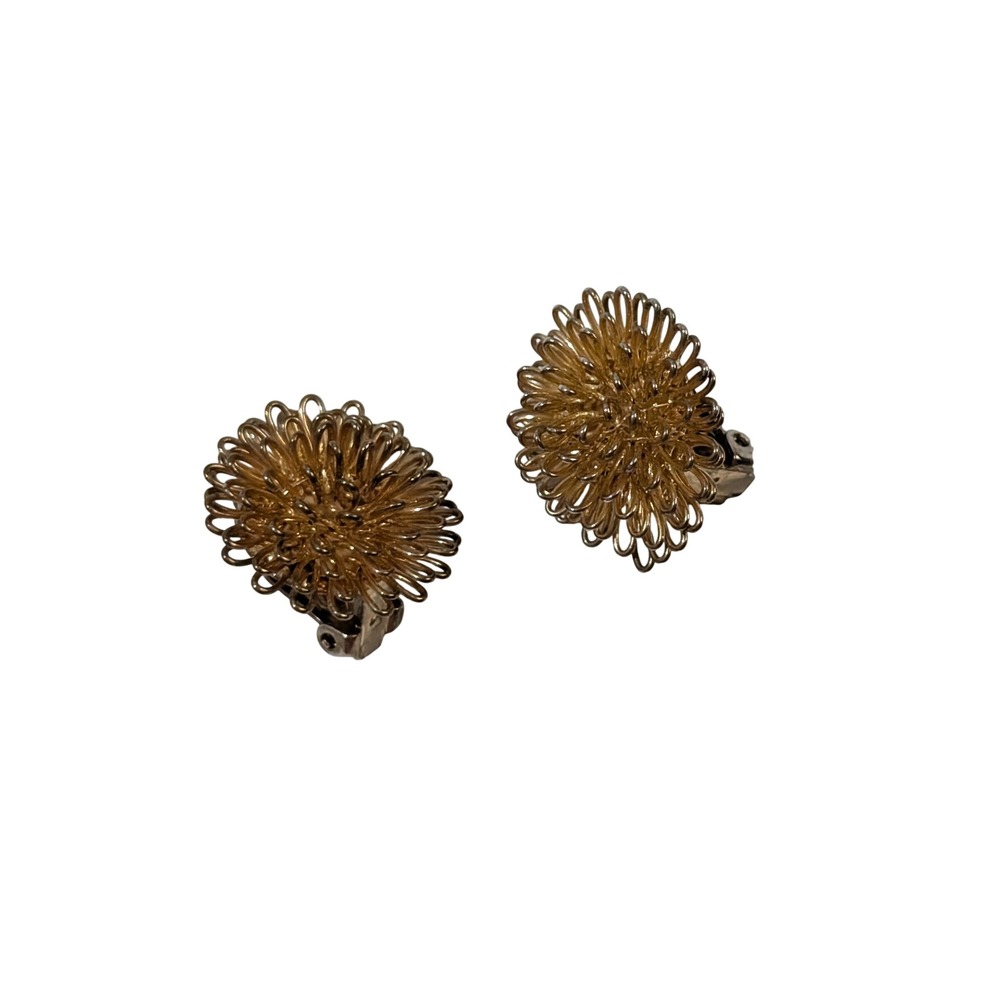 Vintage Gold Tone Wire Loop Sunburst Clip On Earrings Mid Century Retro Floral